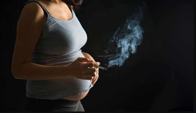 Ảnh hưởng của thuốc lá đối với khả năng sinh sản nữ