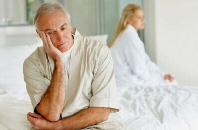 Tuổi càng cao thì ham muốn và khả năng tình dục càng giảm